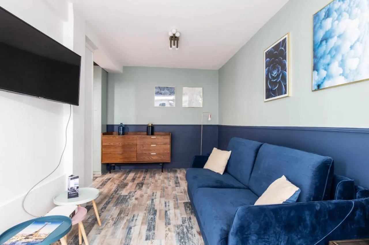 One-bedroom Near Republique In The Heart Welkeys Apartament Paryż