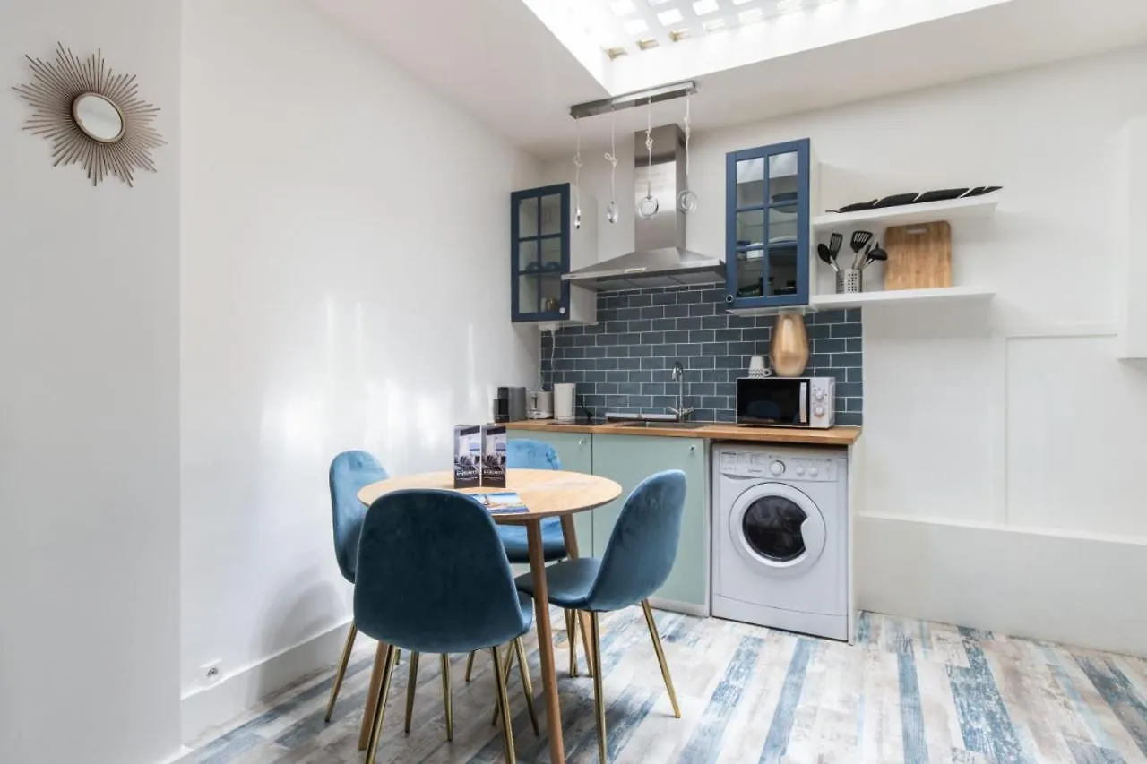 One-bedroom Near Republique In The Heart Welkeys Apartament Paryż
